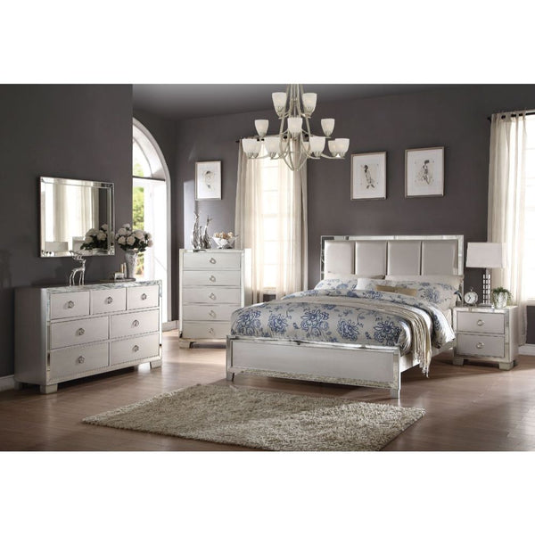 ACME Voeville II Platinum Synthetic Leather & Platinum Eastern King Bed Model 24827EK