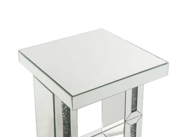ACME Noralie Mirrored & Faux Diamonds Accent Table Model 97933