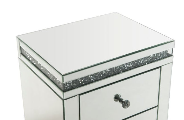 ACME Noralie Mirrored & Faux Diamonds Accent Table Model 97954