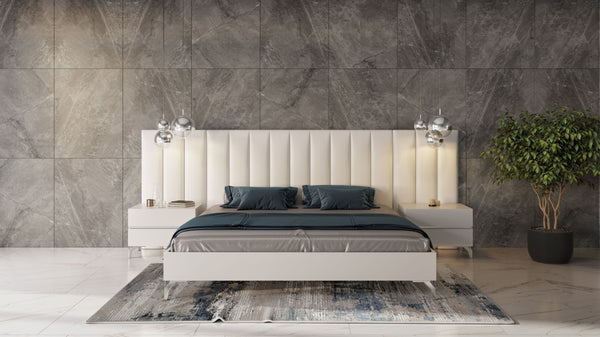 Nova Domus Angela Eastern King Italian Modern White Eco Leather Bed With Nightstands And Wings Model VGACANGELA-SET-WINGS-EK