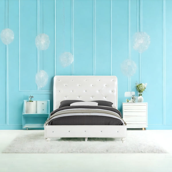 ACME Dorothy Pearl White Synthetic Leather & Ivory Full Bed (Padded Sleigh) Model BD02264F