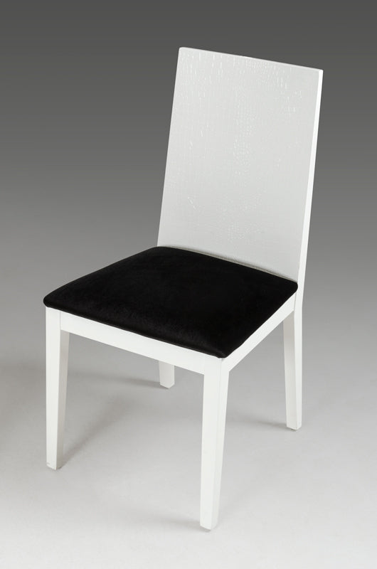 Bridget White Dining Chair (Set Of 2) Model VGUN0062-WHT