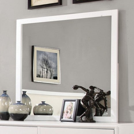 Furniture of America Enrico White Transitional Mirror Model CM7068WH-M