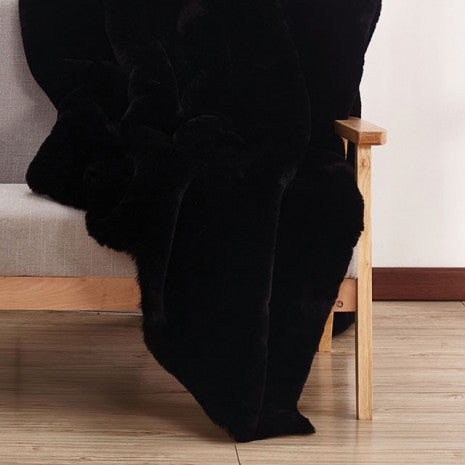 Furniture of America Caparica Black Contemporary Throw Blanket Model TW4139
