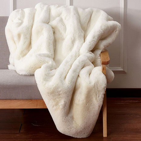 Furniture of America Caparica Off-White Contemporary Throw Blanket Model TW4144