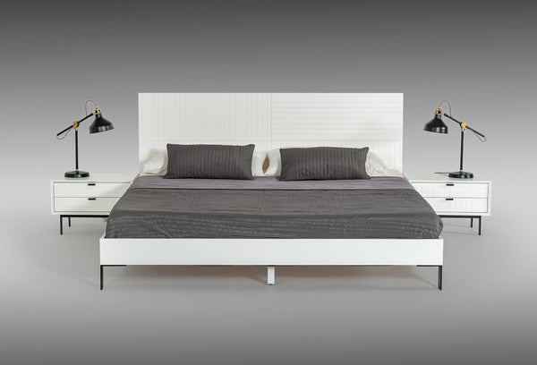 Nova Domus Valencia Contemporary White Bedroom Set Model VGMABR-76-SET