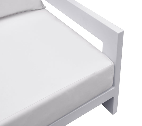 Renava Wake Modern White Outdoor Lounge Chair Model VGGEMONTALK-WHT-CH