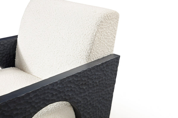 Modrest Midland Modern Off White Fabric & Black Oak Accent Chair Model VGVC-S2306A-WHT