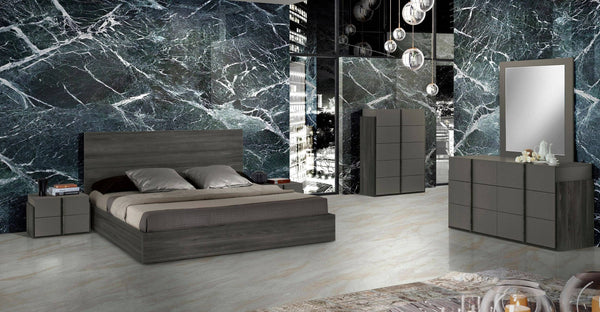 Eastern King Nova Domus Lucia Italian Modern Matte Grey|Elm Grey Bedroom Set Model VGACLUCIA-SET-EK