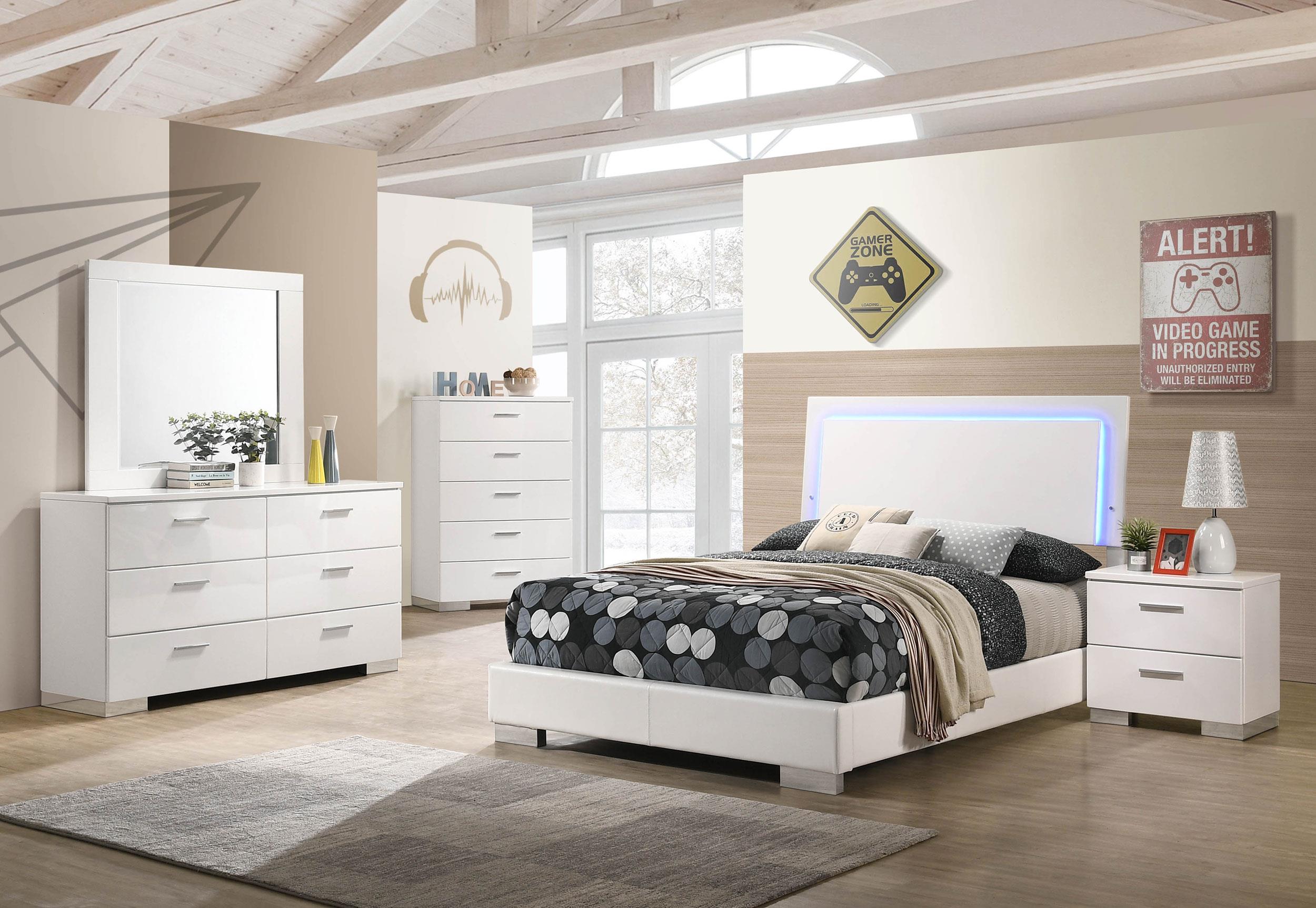Coaster Felicity Contemporary Full Bed Model 203500F-S5