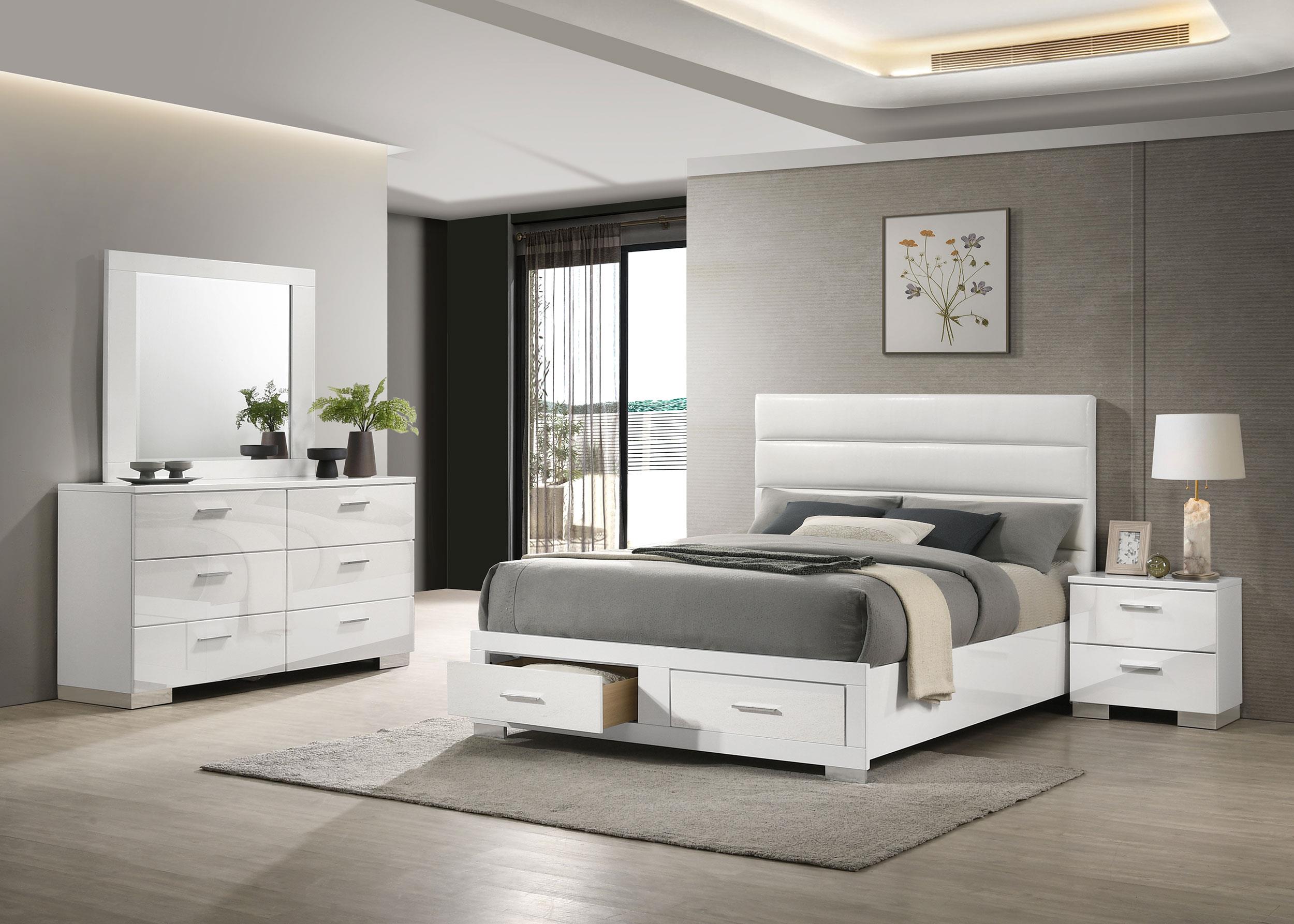 Coaster Felicity Contemporary Eastern King Bed Model 203510Ke-S4