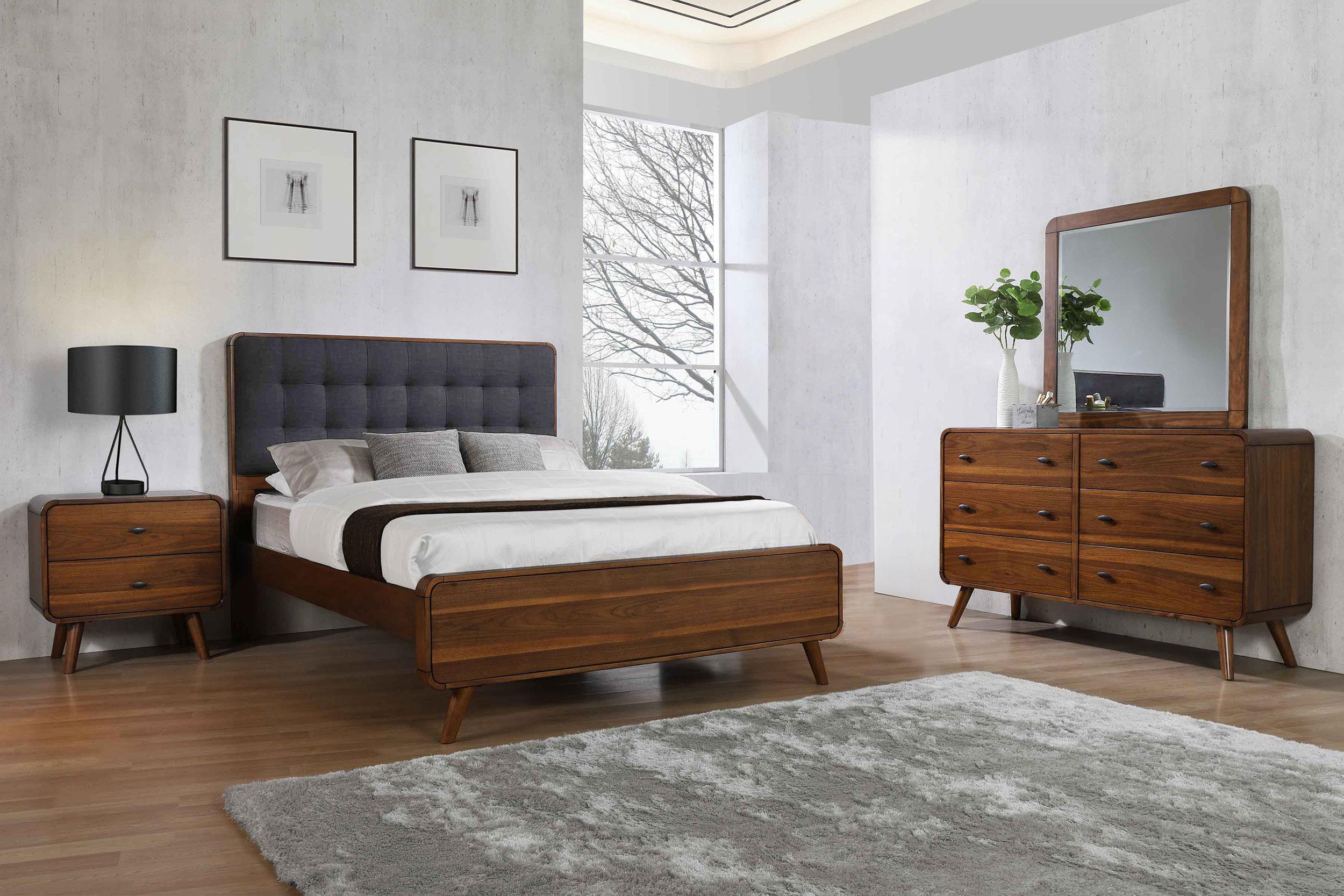 Coaster Robyn Contemporary California King Bed Model 205131Kw-S4