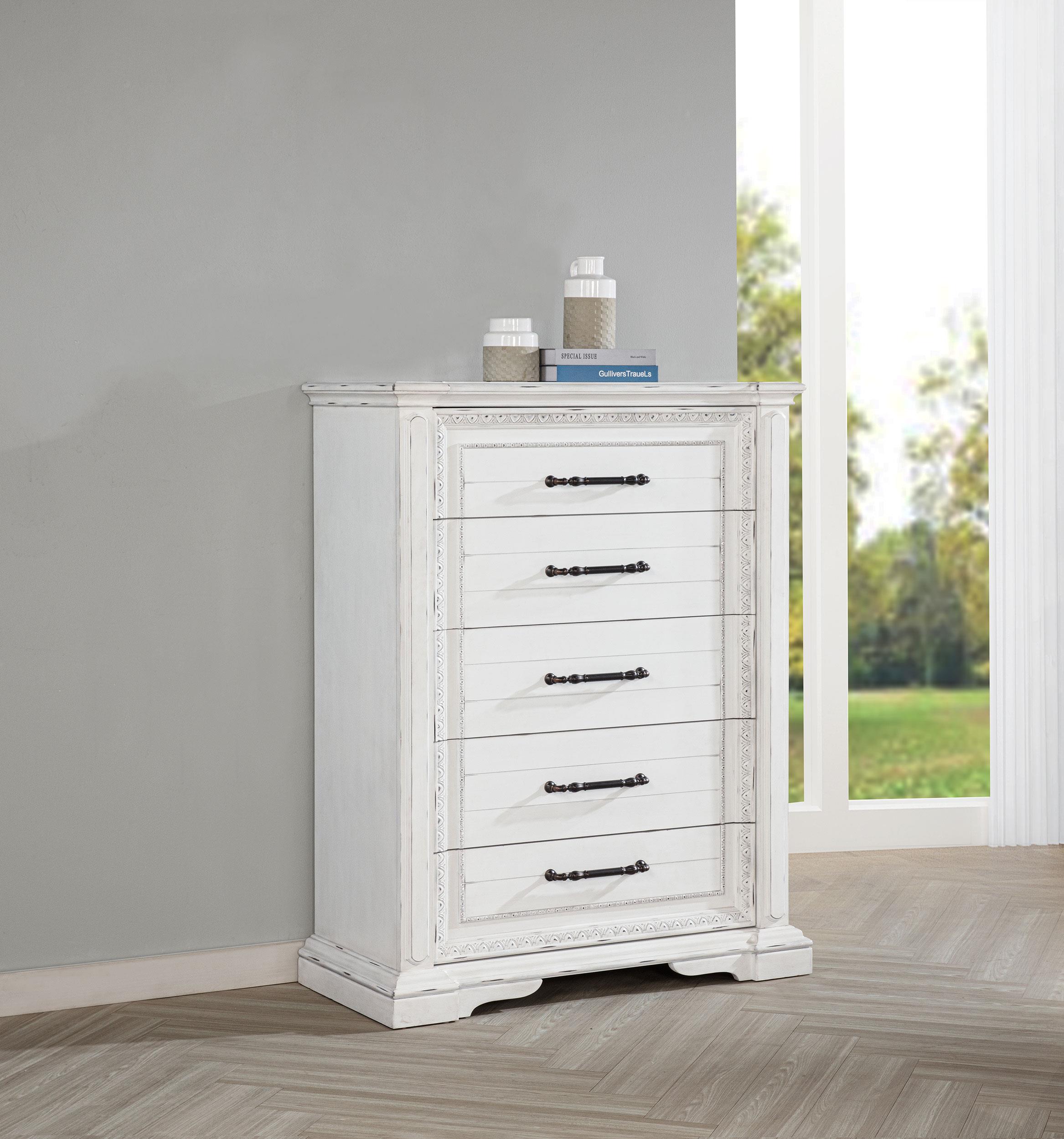 Coaster Mckinney Traditional Chest Model 215875