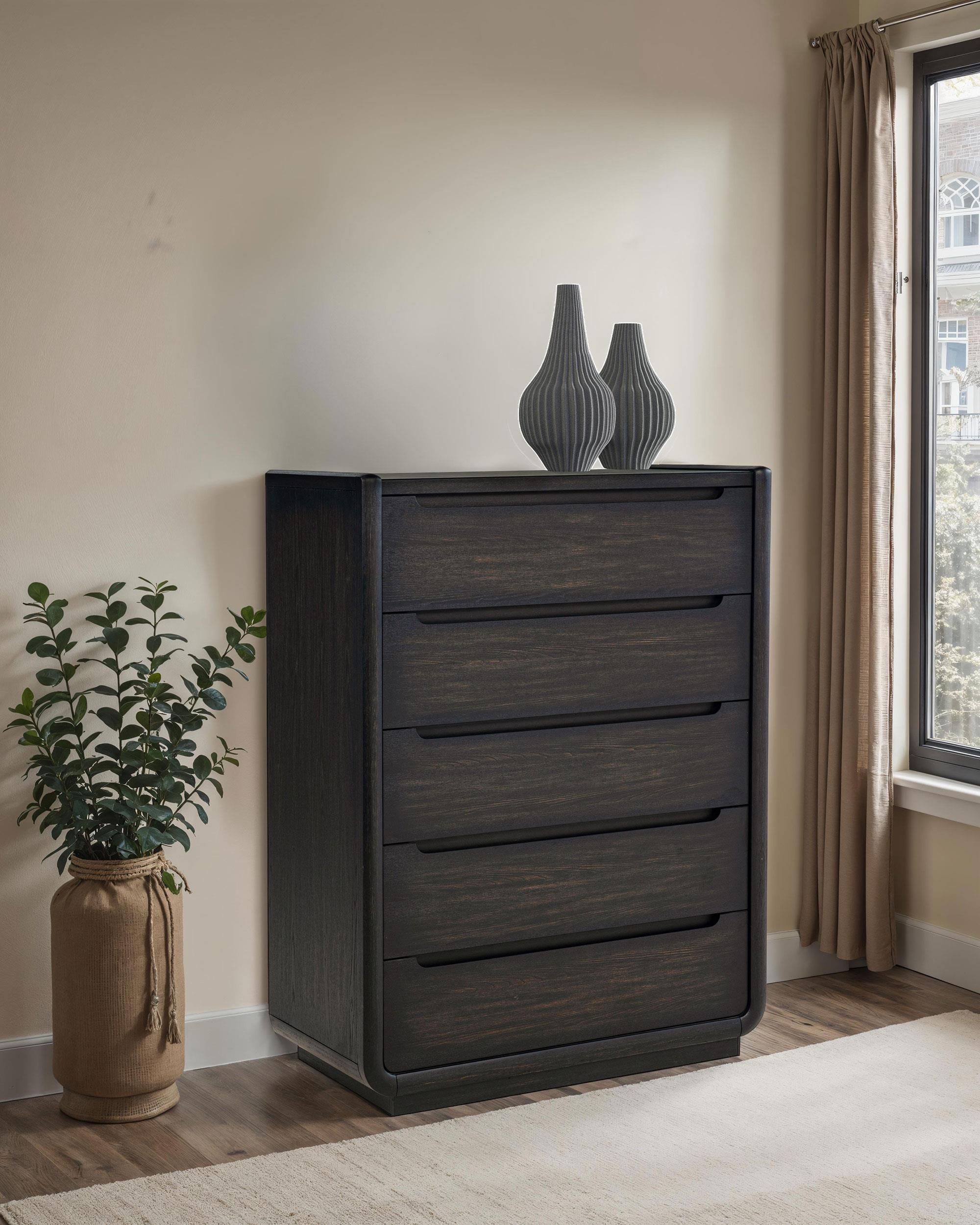 Coaster Leandro Contemporary Chest Model 222495