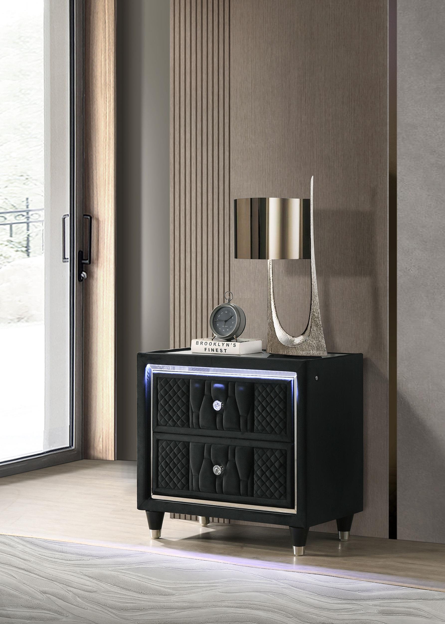 Coaster Lorient Traditional Nightstand Model 223162