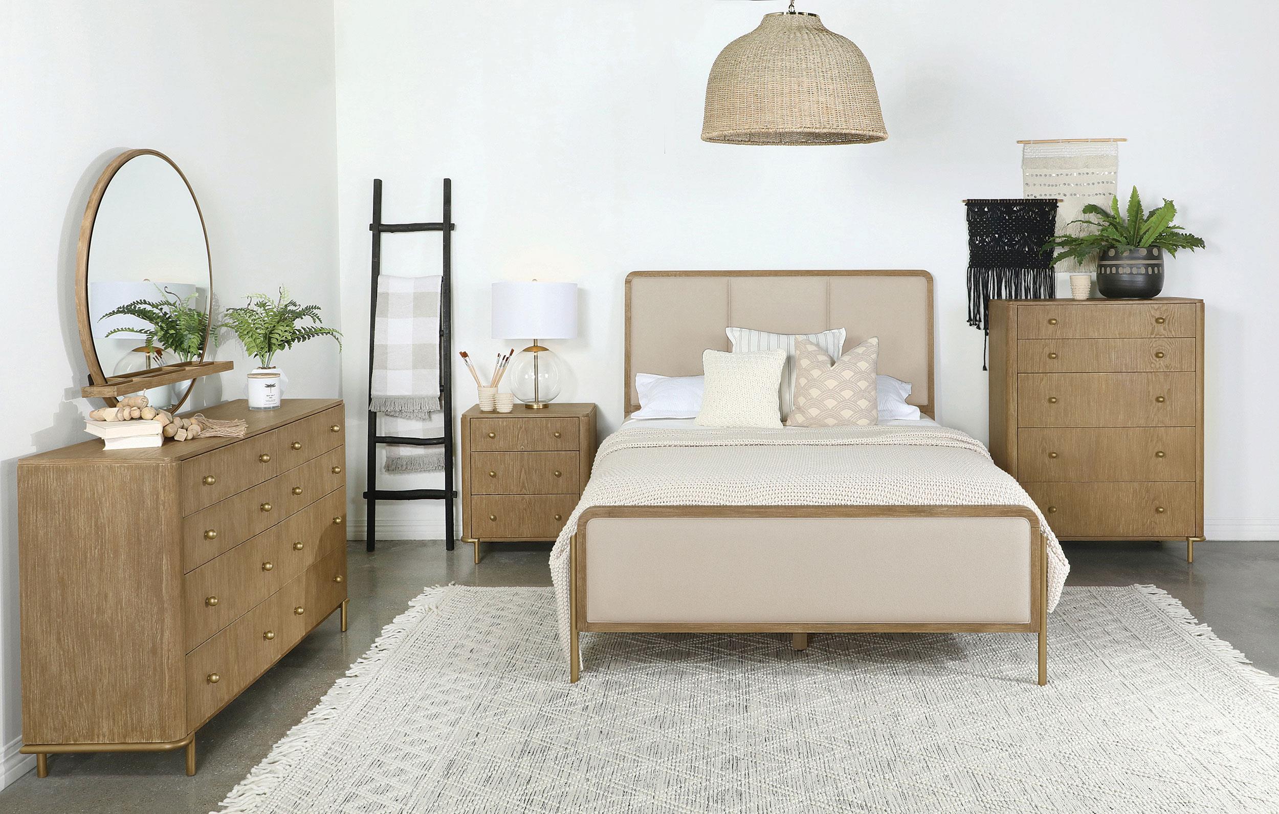 Coaster Arini Coastal Eastern King Bed Model 224301Kecrm-S5