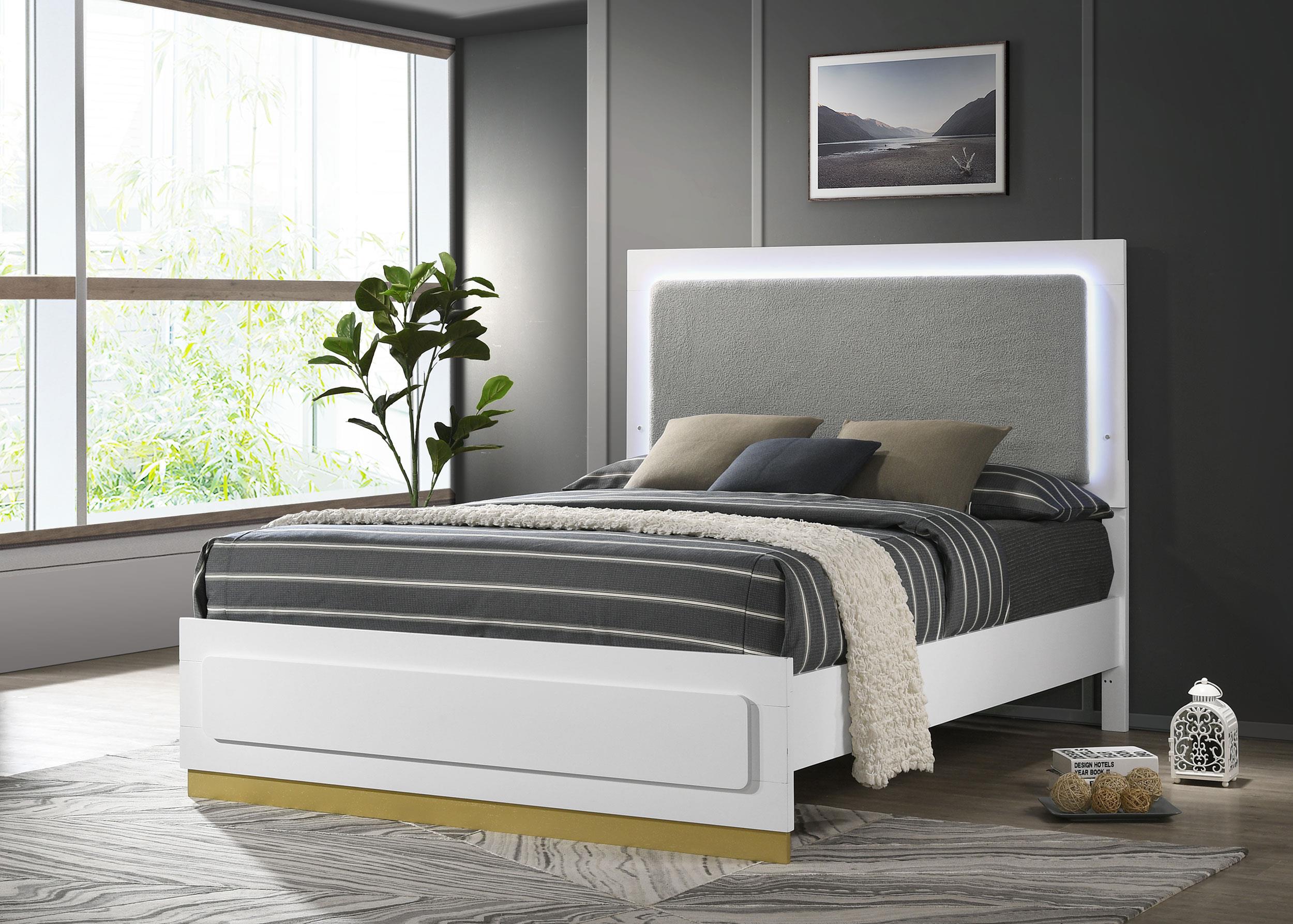 Coaster Caraway Contemporary Queen Bed Model 224771Q