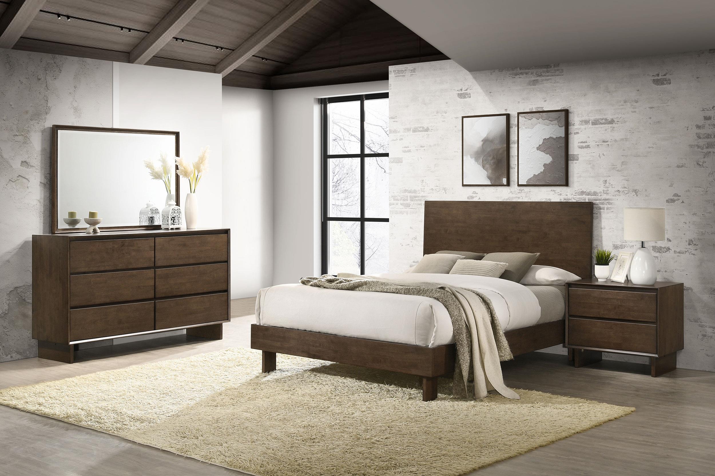 Coaster Glenwood Transitional Eastern King Bed Model 225011Ke-S4
