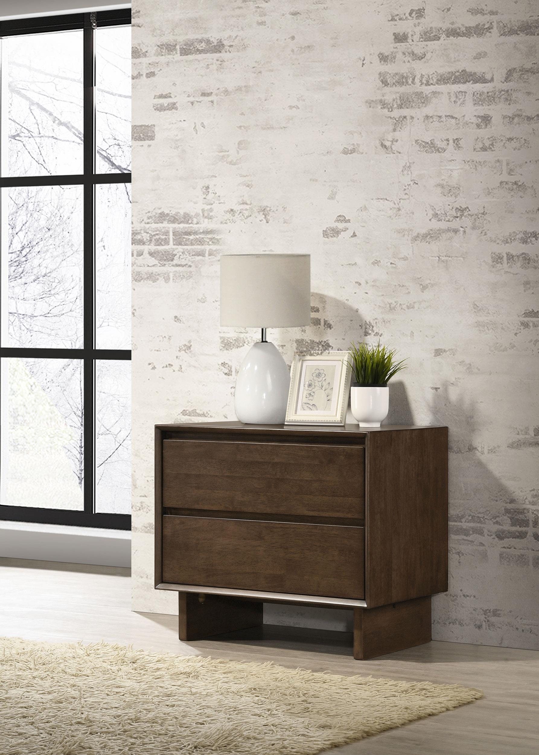 Coaster Glenwood Transitional Nightstand Model 225012