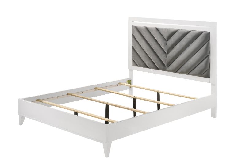 Acme Chelsie EK Bed Model 27387EK