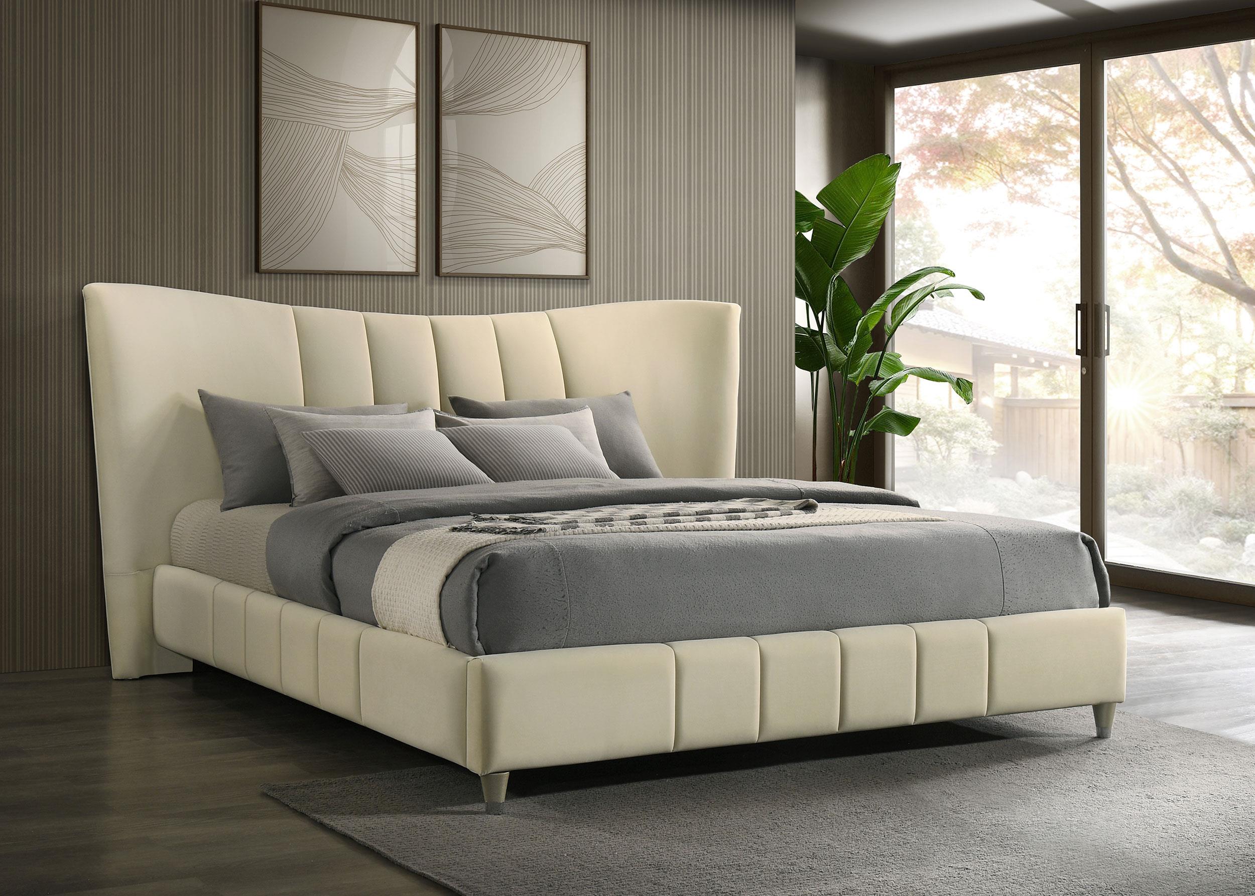 Coaster Evelyn Modern Classics Eastern King Bed Model 315956Ke