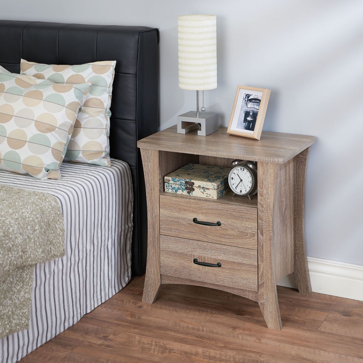 Acme Colt Accent Table Model 97262
