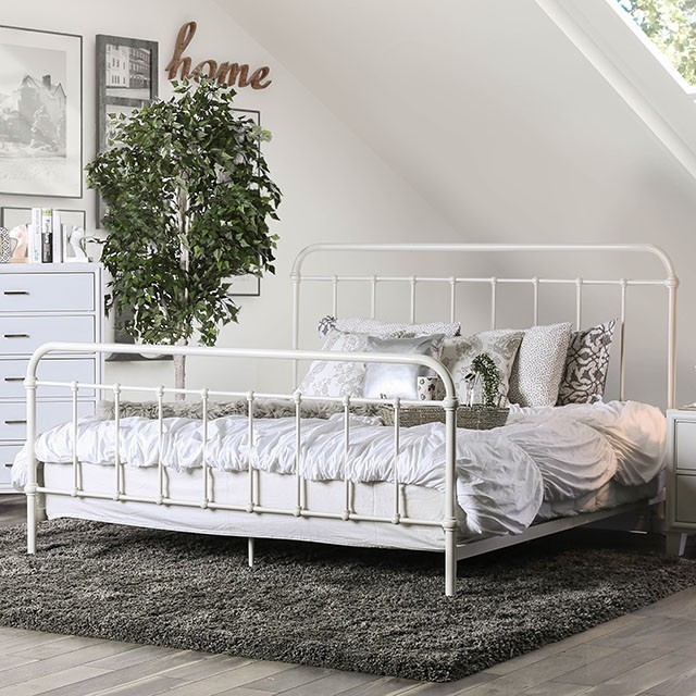 Furniture Of America Iria Transitional Vintage White Bed Model CM7701WH-Full Bed