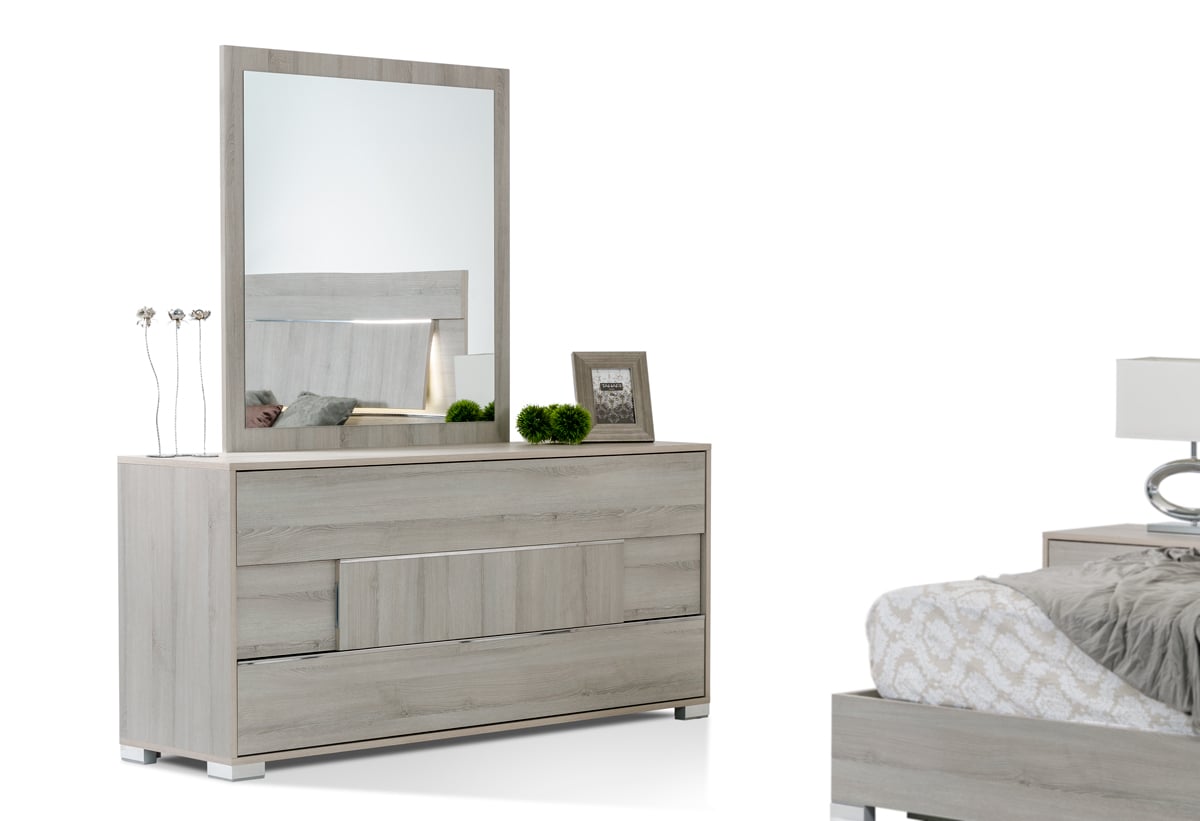 LA Furniture Ethan Italian Modern Grey Mirror VGACETHAN-MIR Contemporary Style by Vig Furnitrue Number 17607 Catch Home Goods