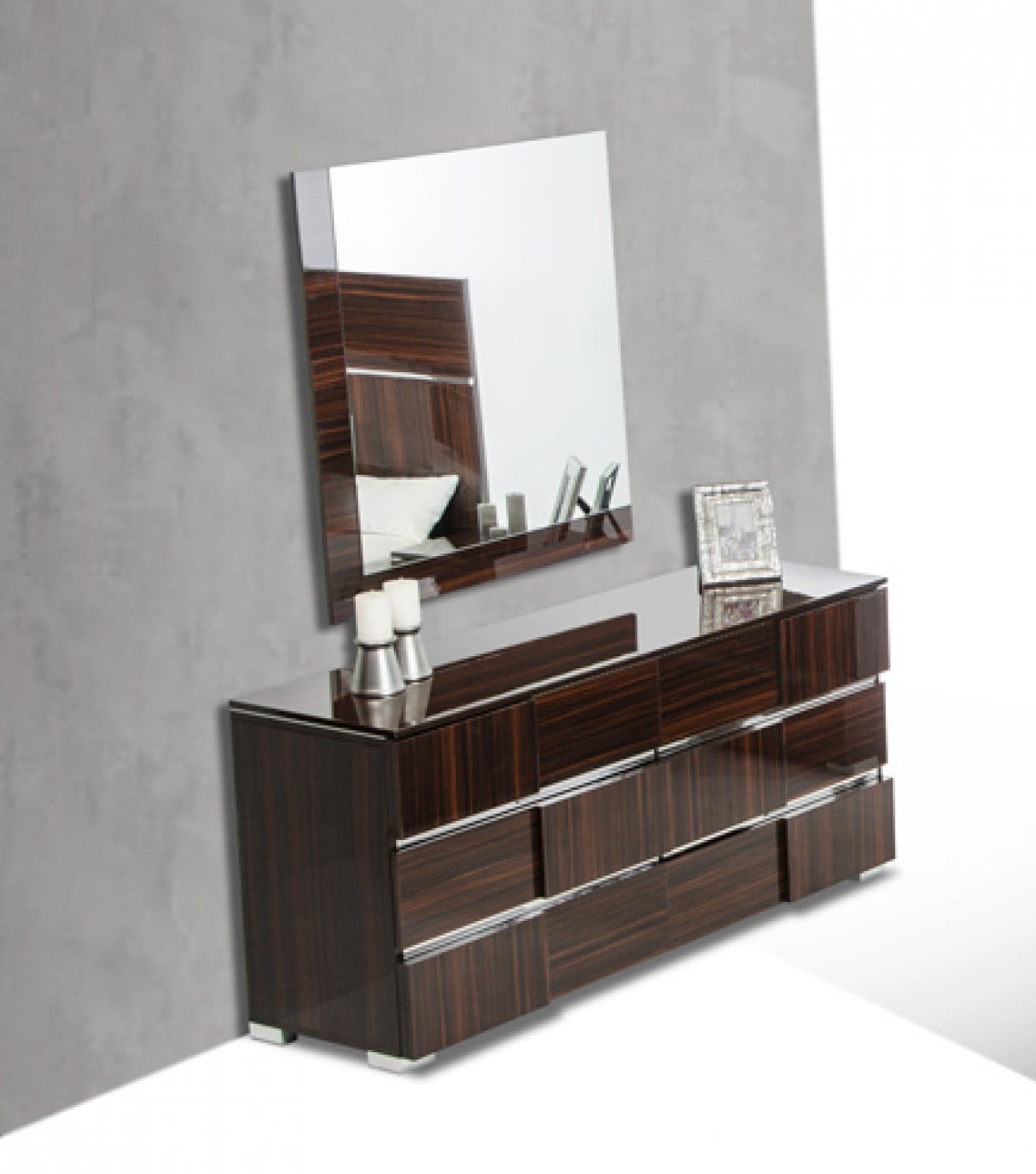 LA Furniture Picasso Italian Modern Ebony Lacquer Mirror VGACPICASSO-MIR-EBN Contemporary Style by Vig Furnitrue Number 17009 Catch Home Goods