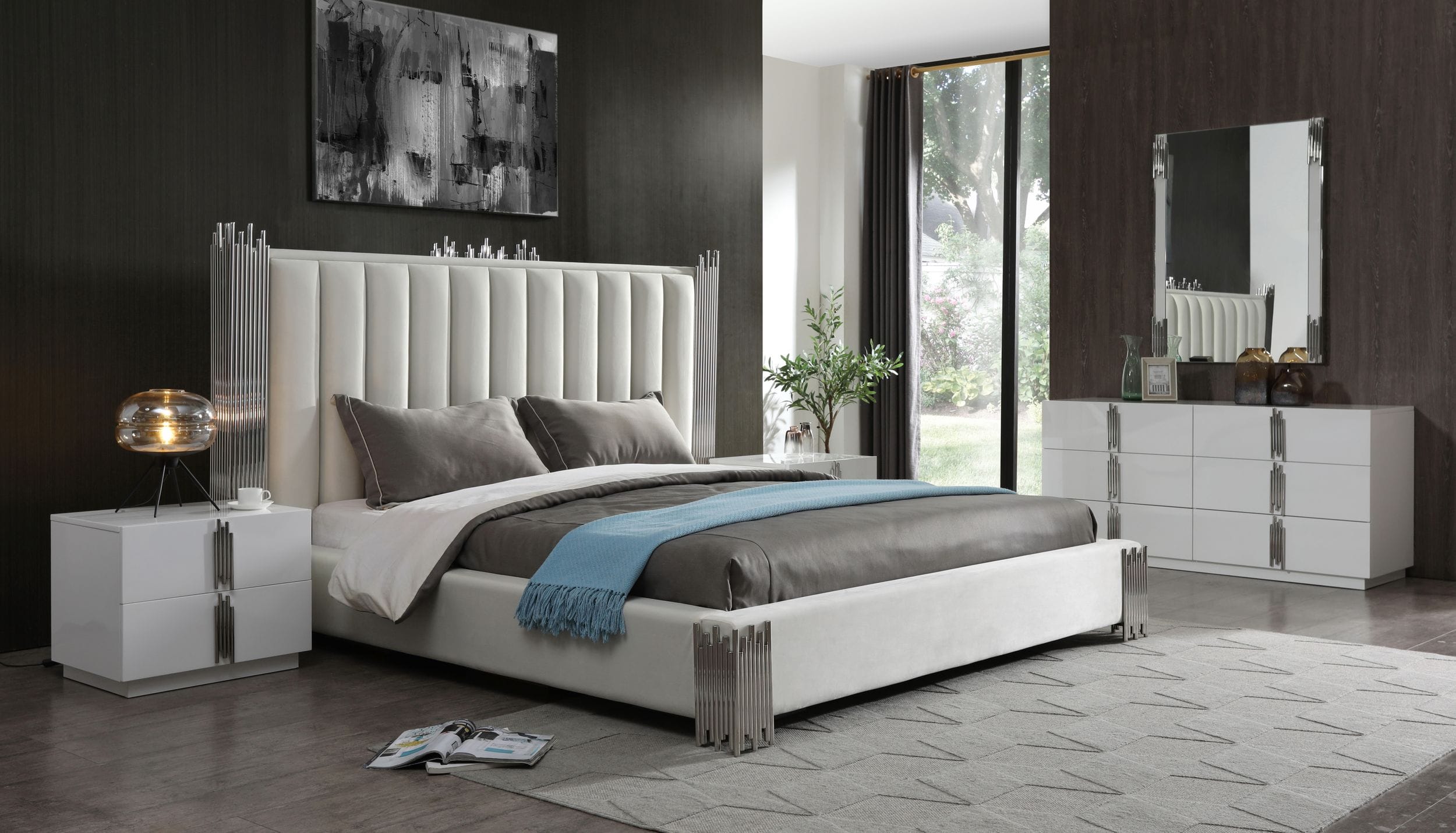 LA Furniture Token Eastern King Modern White & Stainless Steel Bed VGVCBD815-WHT-BED-EK Contemporary Style by Vig Furnitrue Number 77555 Catch Home Goods