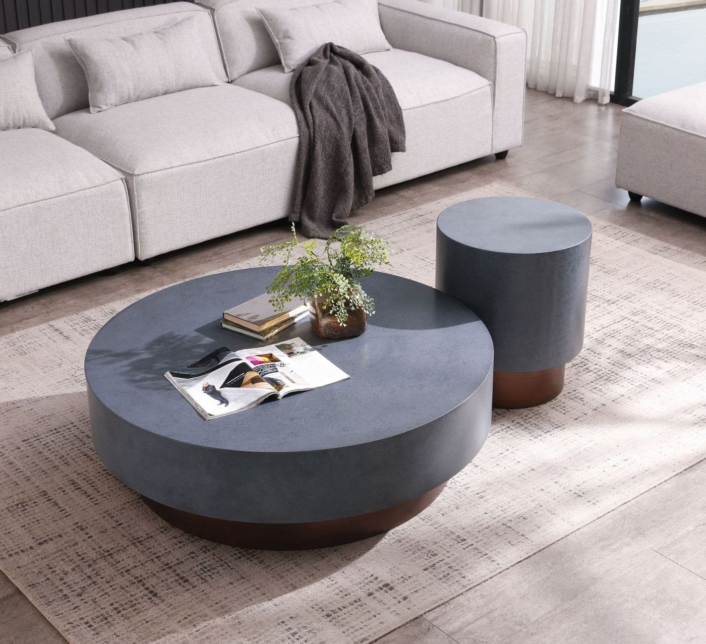 LA Furniture Zachary Modern Metal & Antique Copper Coffee Table VGVCCT128-GRY-CT Contemporary Style by Vig Furnitrue Number 73350 Catch Home Goods